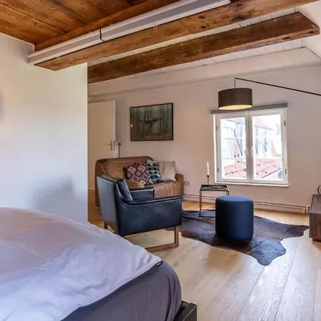 Appartement Studio In Near Sea